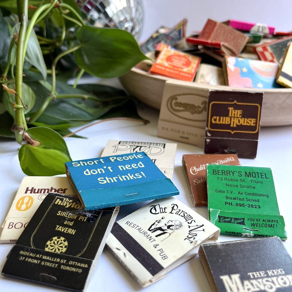 Vintage Collectible Retro Matchbooks Home Decor 
Lot G - 10 Matchbooks‎